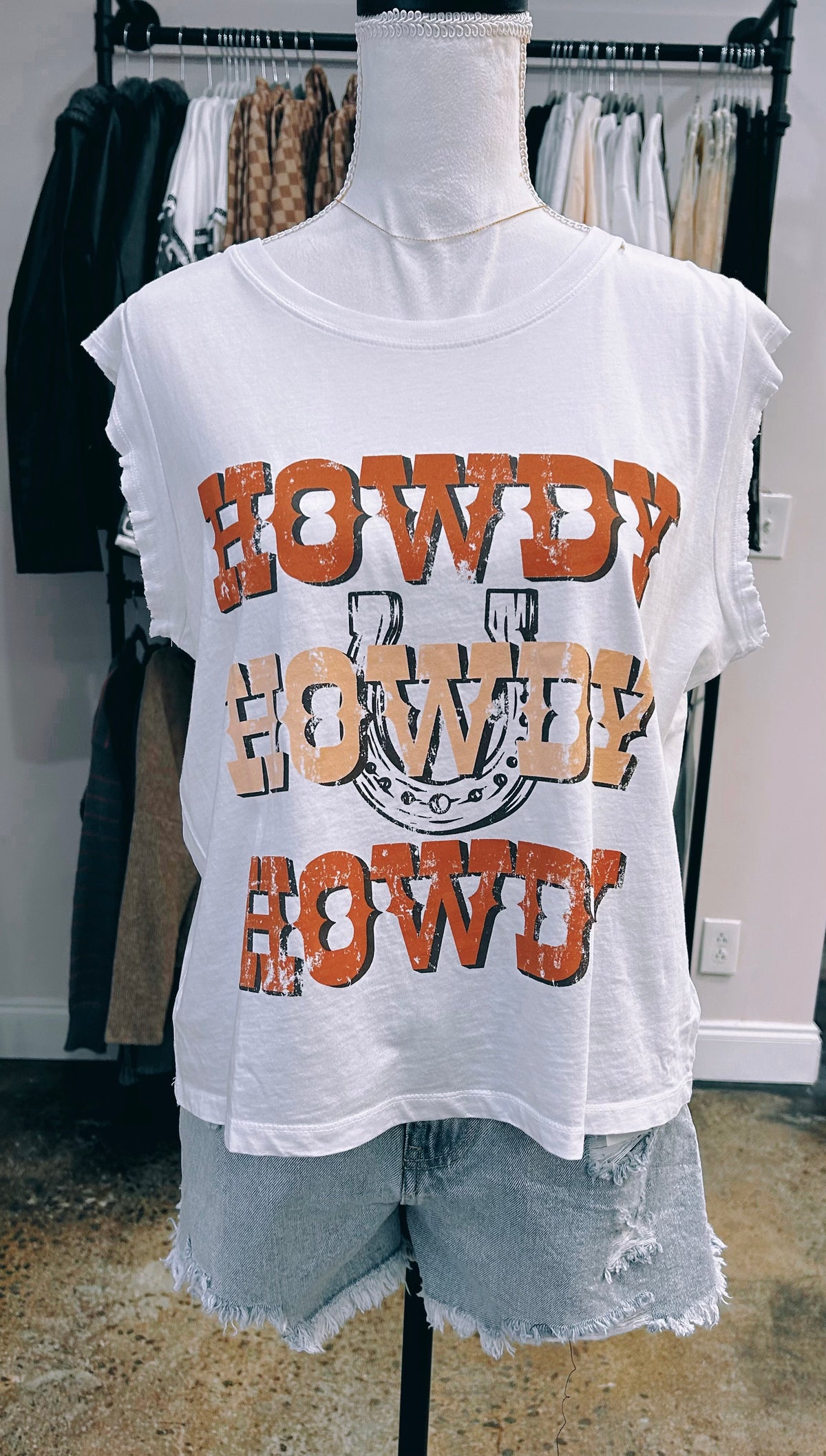Howdy Graphic Muscle Tee