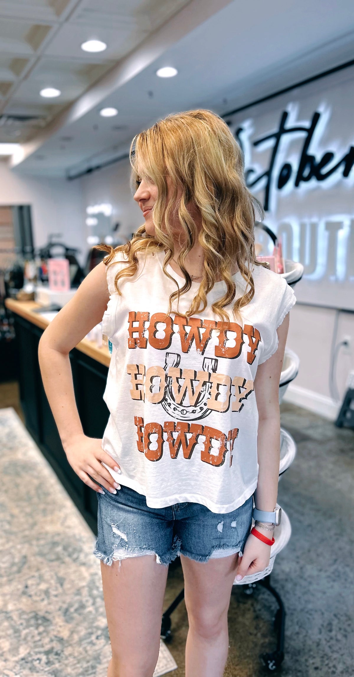 Howdy Graphic Muscle Tee